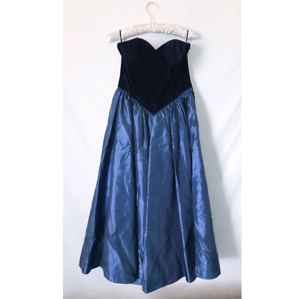 *Vintage* Laura Ashley dress